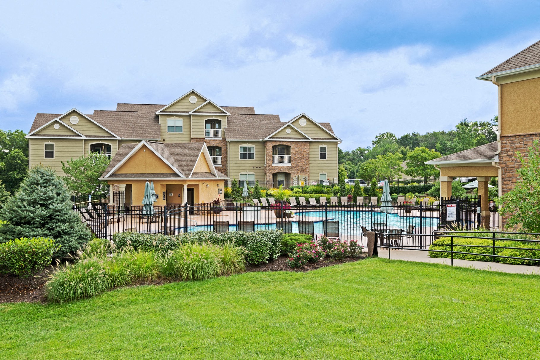 Carrington Park Apartments, 8501 N. Platte Purchase Drive, Kansas City, MO RentCafe